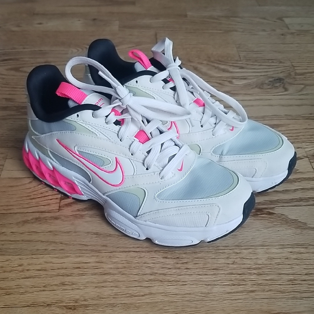 (7½) Nike Air Zoom Air Fire Neon  Athletic Shoes Running Activewear Workout Gym